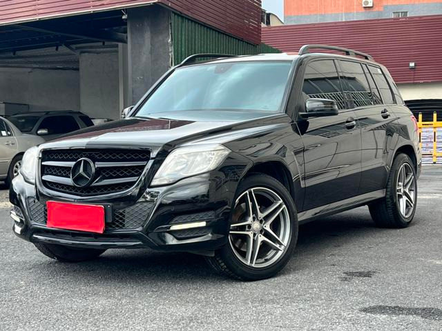 Mercedes-Benz GLK classe 2013 GLK 300 4MATIC dynamique moteur V6