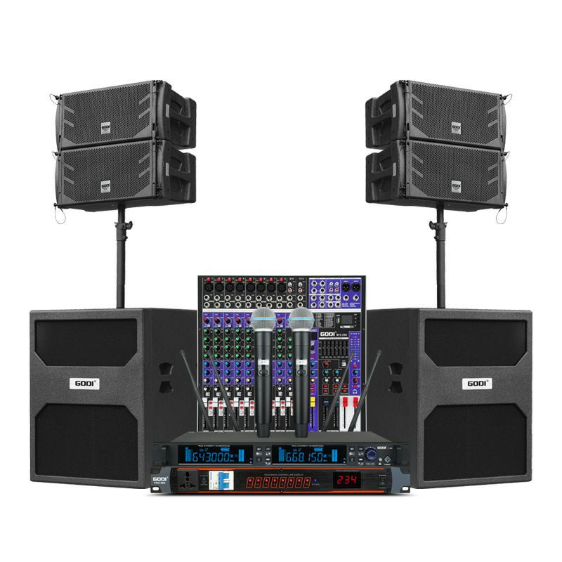 Système de sonorisation professionnel Godi, spécifiquement un ensemble d'enceintes de ligne active étanches de 10 pouces.